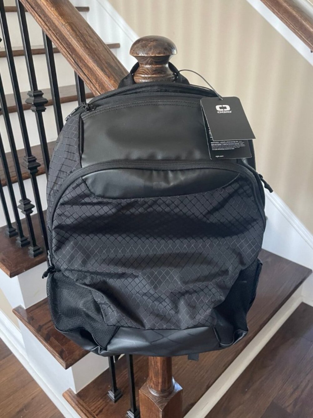 OGIO Basis Backpack 25L for 15" Laptop Travel School Business Black NWT 91003